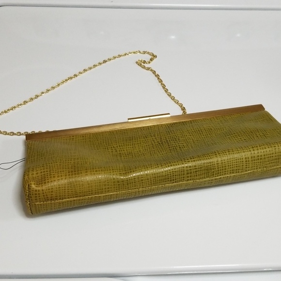 Calvin Klein Clutch Celery Green - Picture 1 of 3